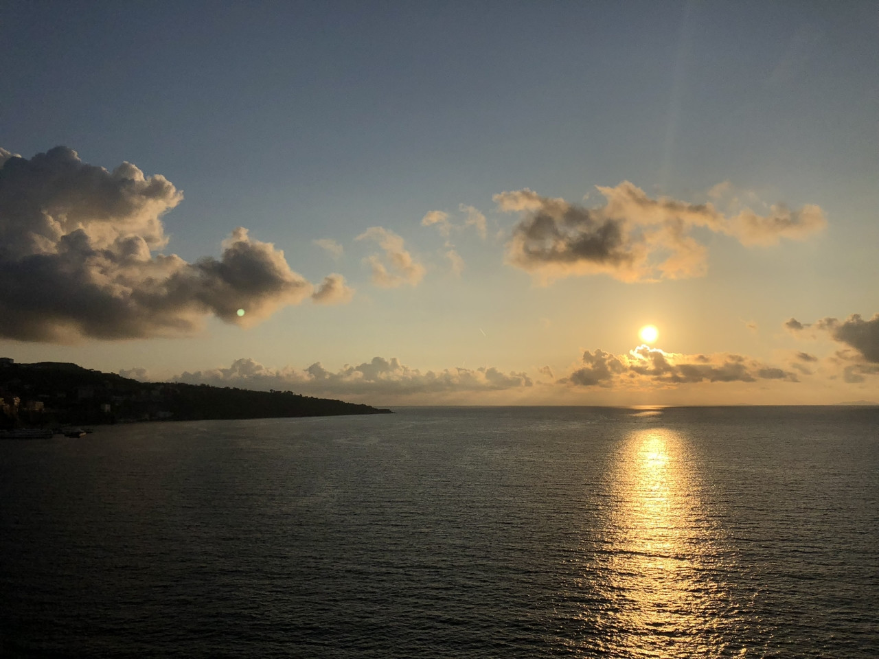 Tour in barca al tramonto in Costiera Sorrentina da Sorrento con cena